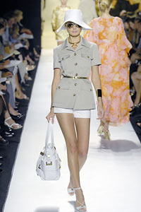 Jacke im Stil von Militär oder Safari Jacke im Stil von Militär oder Safari