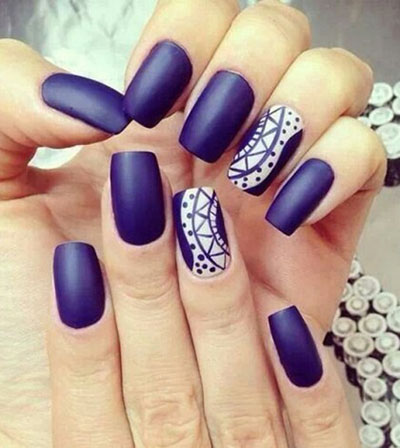Das Highlight des Winters 2015 werden matte Nagellacke sein