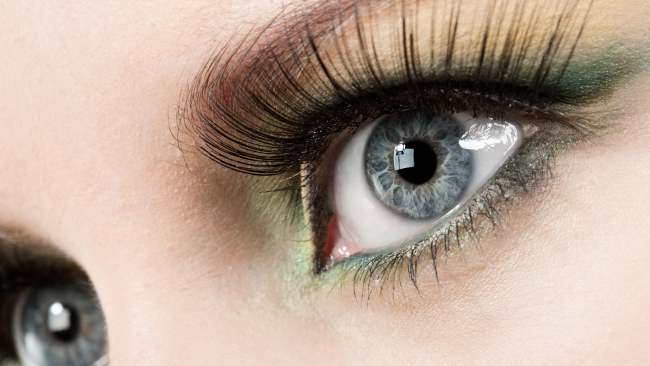 Wimpernverlängerung zu Hause