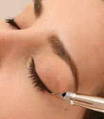 Permanent Make-up: Vor- und Nachteile