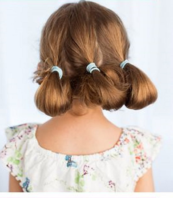 Frisuren für Mädchen mit eigenen Händen für das neue Jahr 2017 Hahn - Ideen für kurze, mittlere und lange Haare, Schritt-für-Schritt-Fotos und Videos