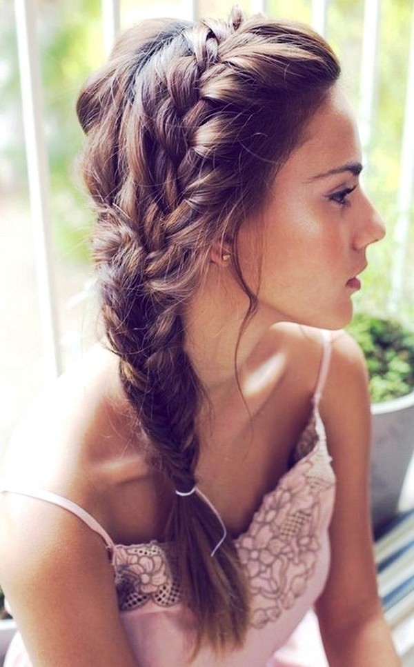 Braid Zopf auf mittlerer Haar mit einem Foto