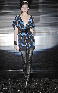 Mit was trägst du Stiefel?