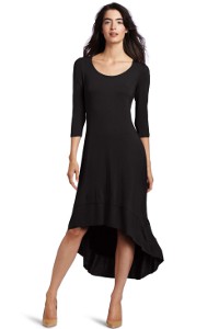 Mit was trage ich ein schwarzes Kleid