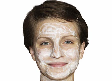 Wintergesichtsbehandlung: Pflegende Maske für trockene, verblassende Haut zu Hause