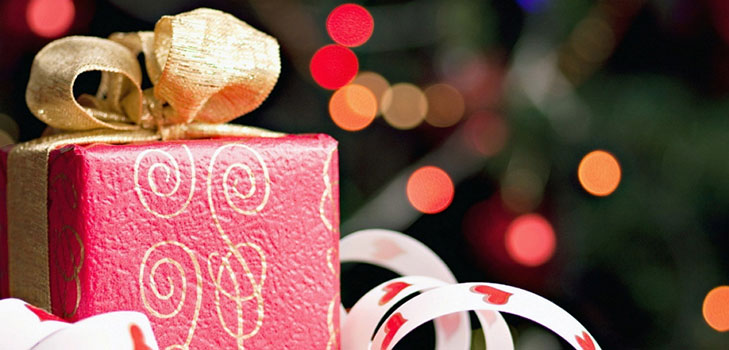 Ohne Verlust: TOP-3 Neujahrsgeschenke für stilvolle Mädchen