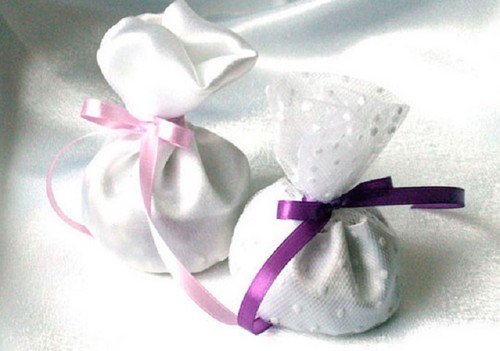 Was den Gästen bei der Hochzeit zu präsentieren ist - die besten Ideen
