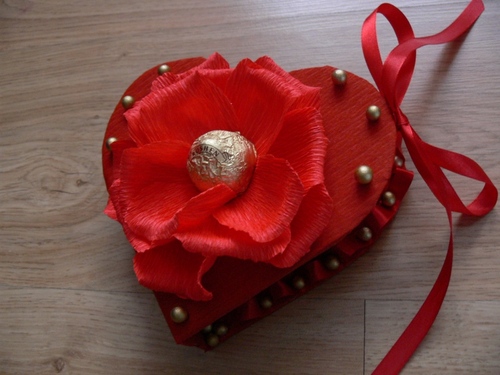 Was man einem Freund zum Valentinstag schenken kann: Ideen zur Personalisierung