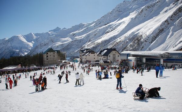Berg-Ski-Resorts von Russland der Elbrus-Region