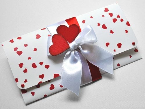 Wie spende ich Geld für eine Hochzeit in einem Umschlag