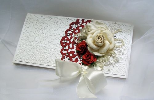 Wie spende ich Geld für eine Hochzeit in einem Umschlag