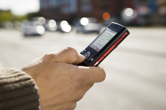 Person mit Telefon