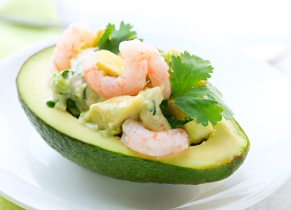Wie man Avocado richtig isst