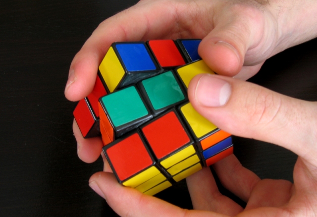 Wie füge ich einen Zauberwürfel hinzu? Sammle Rubiks Würfel 3x3, Montagepläne