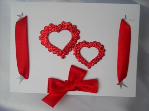 Wie man einen Valentinsgruß verziert