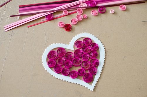 Wie man einen Valentinsgruß verziert