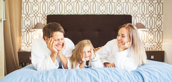 Wie wähle ich ein Hotel für Familien mit Kindern?