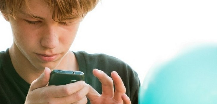 Megafon-Teilnehmer-Kontoauffüllung in Schulden
