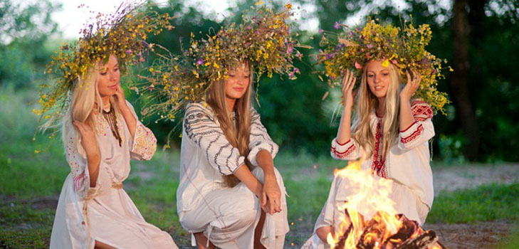 Wie ist die Zahl von Ivan Kupala im Jahr 2016? Welche Wahrsagerei, Rituale, Traditionen sind mit dem Urlaub verbunden? Was ist mit Ivan Kupala zu tun, herzlichen Glückwunsch!