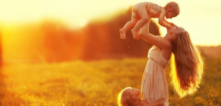 Lustige Wettbewerbe zum Muttertag für Kinder und Mütter in Kindergarten und Grundschule