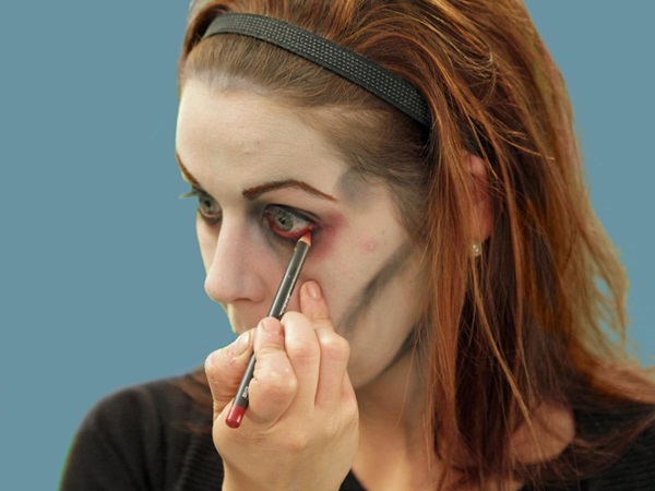 Scary Make-up für Halloween mit Ihren eigenen Händen für Mädchen und Mädchen