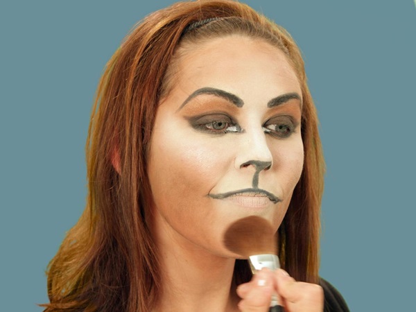 Scary Make-up für Halloween mit Ihren eigenen Händen für Mädchen und Mädchen