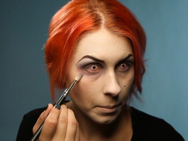 Scary Make-up für Halloween mit Ihren eigenen Händen für Mädchen und Mädchen