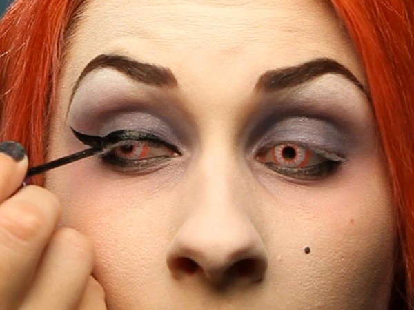 Scary Make-up für Halloween mit Ihren eigenen Händen für Mädchen und Mädchen