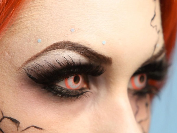 Scary Make-up für Halloween mit Ihren eigenen Händen für Mädchen und Mädchen