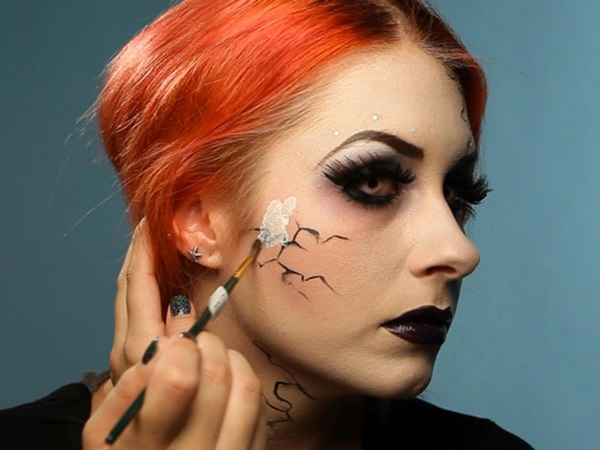 Scary Make-up für Halloween mit Ihren eigenen Händen für Mädchen und Mädchen