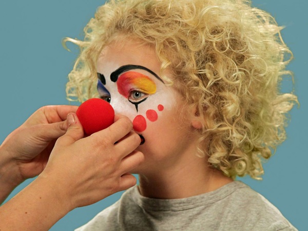 Scary Make-up für Halloween mit Ihren eigenen Händen für Mädchen und Mädchen