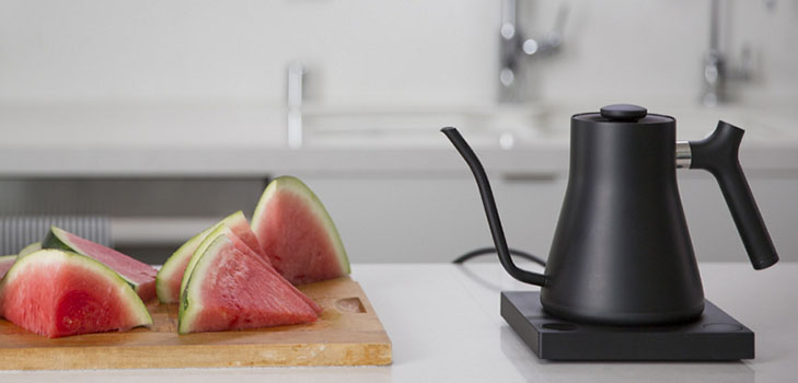 Geschenk für Ästheten: "intelligente" Kaffeemaschine Stagg Ekg