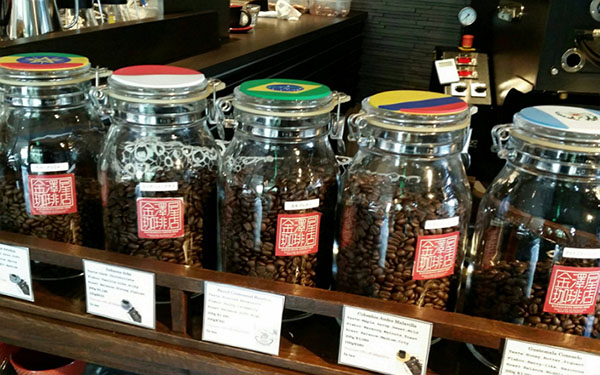 Geschenk für eine Kaffeemaschine: Wie wählt man den besten Kaffee?