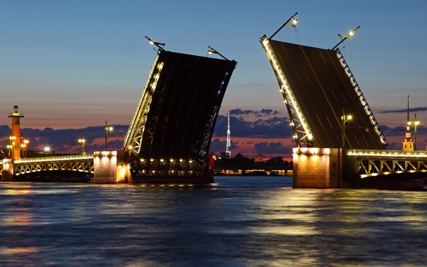 Das Wetter in St. Petersburg im August 2016 wird vom hydrometeorologischen Zentrum vorhergesagt. Wie ist das Wetter in St. Petersburg im August?