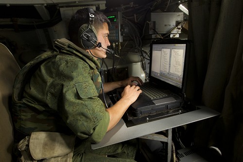 Herzlichen Glückwunsch zum Military Communications Day in Vers und Prosa