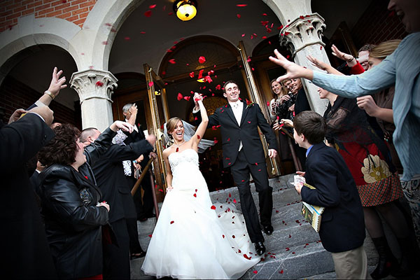 Die genaueste Hochzeit Zeichen und Überzeugungen