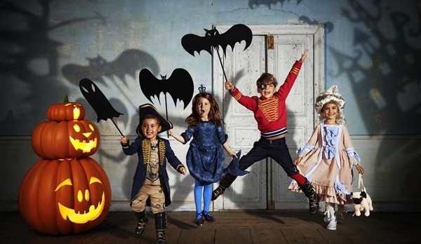 Szenario für Halloween für Kinder, Jugendliche, Gymnasiasten, Studenten Szenario für Halloween für Kinder, Jugendliche, Gymnasiasten, Studenten
