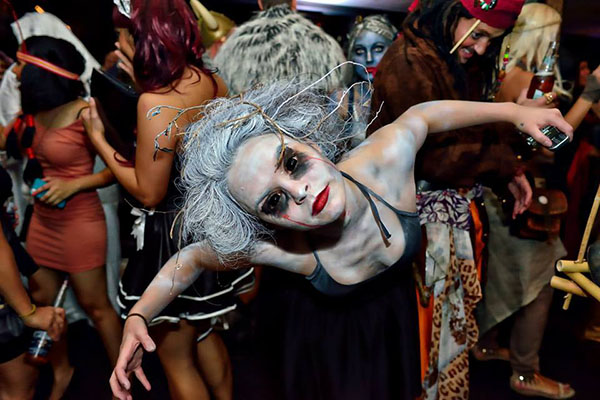 Wir werden Spaß haben und fröhlich sein ... Allerheiligen: Wo und wie trifft man Halloween 2016?