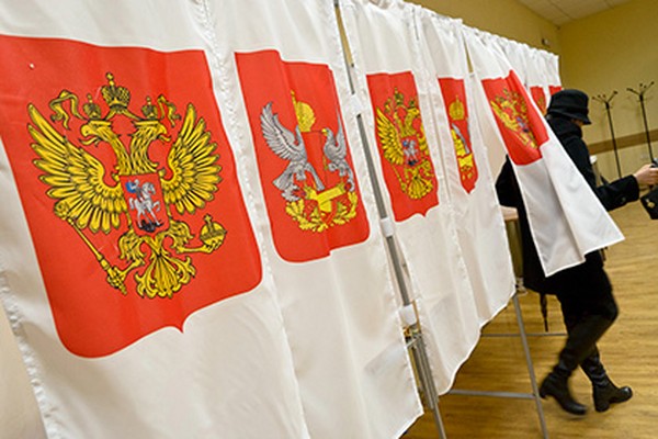 Für wen in den Wahlen vom 18. September 2016 in Russland abzustimmen, außer für das vereinte Russland. Nachnamenkandidaten aus Moskau und St. Petersburg