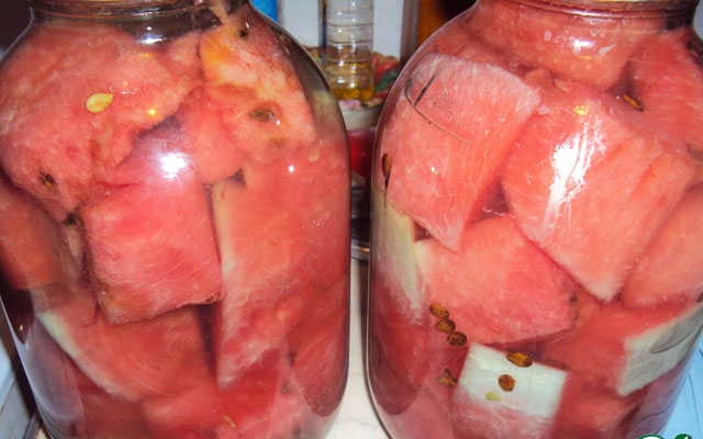 Kompott aus Wassermelone für den Winter Kompott aus Wassermelone für den Winter