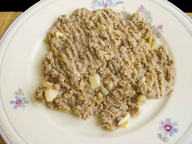 Kochgeheimnisse: Rezepte für die leckersten gefüllten Pfannkuchen mit Fotos und Videos