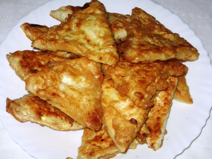 Kochgeheimnisse: Rezepte für die leckersten gefüllten Pfannkuchen mit Fotos und Videos