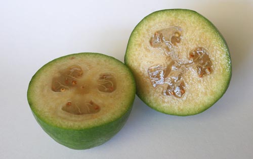 Feijoa mit Honig, ein Rezept mit einem Foto