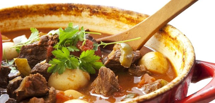 Rindergulasch mit Kartoffeln