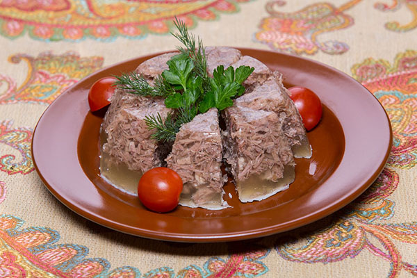 Rezepte einer Erkältung mit Fotos Schritt für Schritt gemacht - von Schweinefleisch, Stiel, Rind, Hähnchenschenkel, mit Gelatine