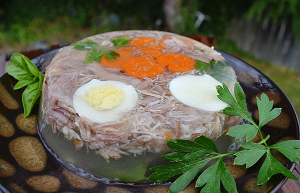 Rezepte einer Erkältung mit Fotos Schritt für Schritt gemacht - von Schweinefleisch, Stiel, Rind, Hähnchenschenkel, mit Gelatine