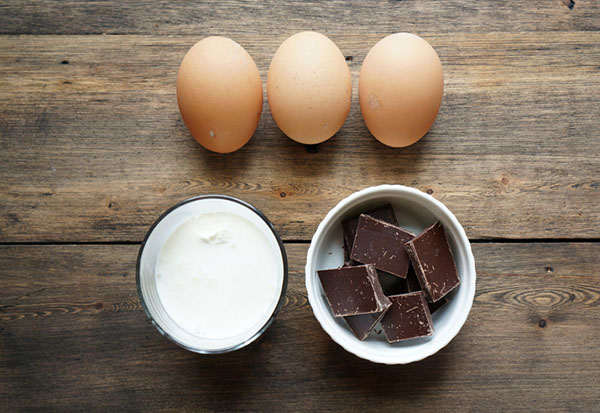 Exquisites Vergnügen: ein Rezept von Schokoladendessert mit Salz