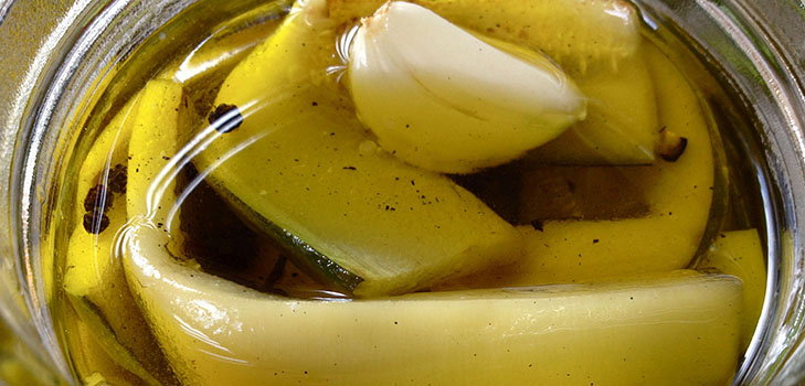 Würzige Zucchini auf Koreanisch - das leckerste Rezept für den Winter