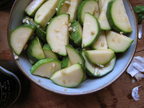 Würzige Zucchini auf Koreanisch - das leckerste Rezept für den Winter