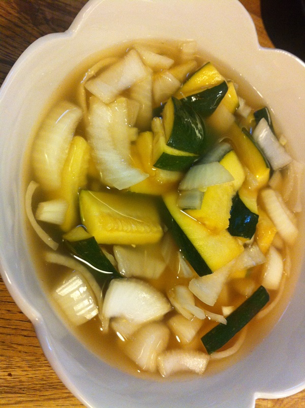 Würzige Zucchini auf Koreanisch - das leckerste Rezept für den Winter